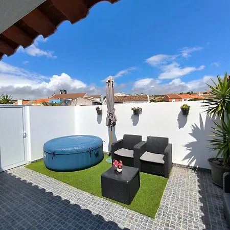 Casa Do Troféu Relva (Azores)